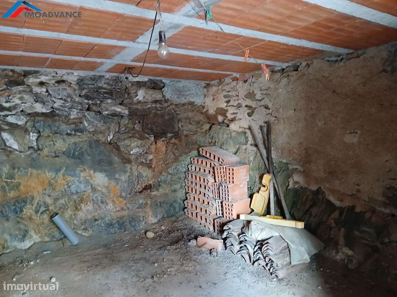 Casa Típica de Aldeia Portuguesa-21