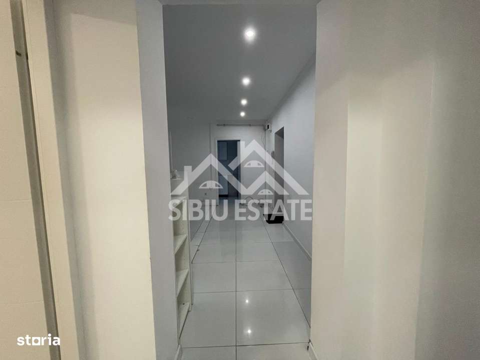 Spatiu comercial LA PRET DE APARTAMENT in Sibiu cu s. utila 56 mp.- Zo-8