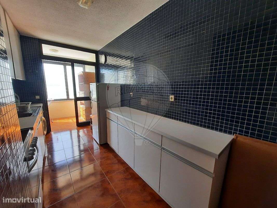 Apartamento T2 para arrendamento - Grande imagem: 4/13