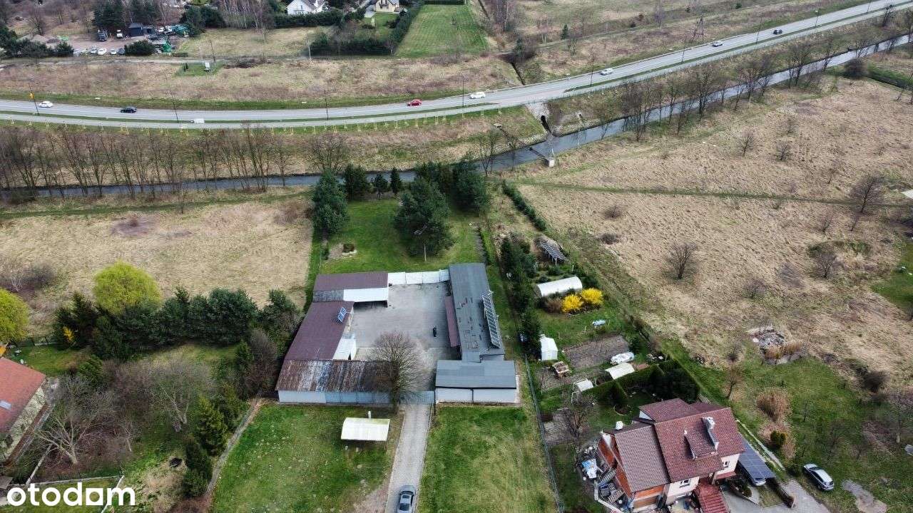 Kompleks budynków przemysłowo-magazynowych+biura-0