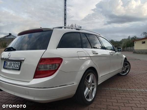 Mercedes-Benz Klasa C 180 T Kompressor Automatik BlueEFFICIENCY - 17