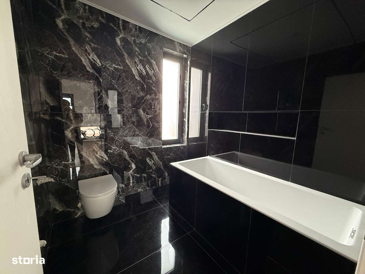 Vila individuala 4 camere Tunari I Teren 300 mp - Imagine principală: 5/12