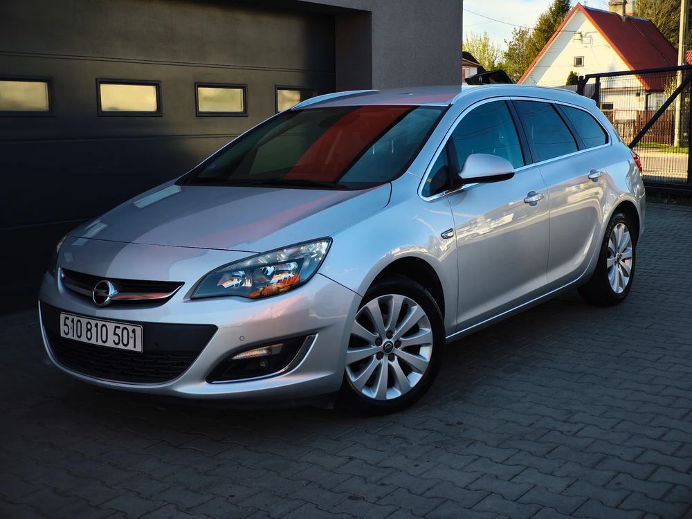 Opel Astra J 1.4 T Cosmo EU6 2015