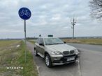 BMW X5 4.8i xDrive - 9