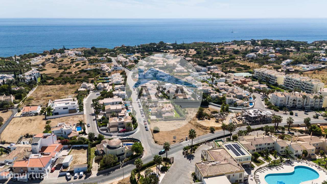 Exclusiva Moradia Contemporânea a 700 metros da Praia de São Rafael...-8