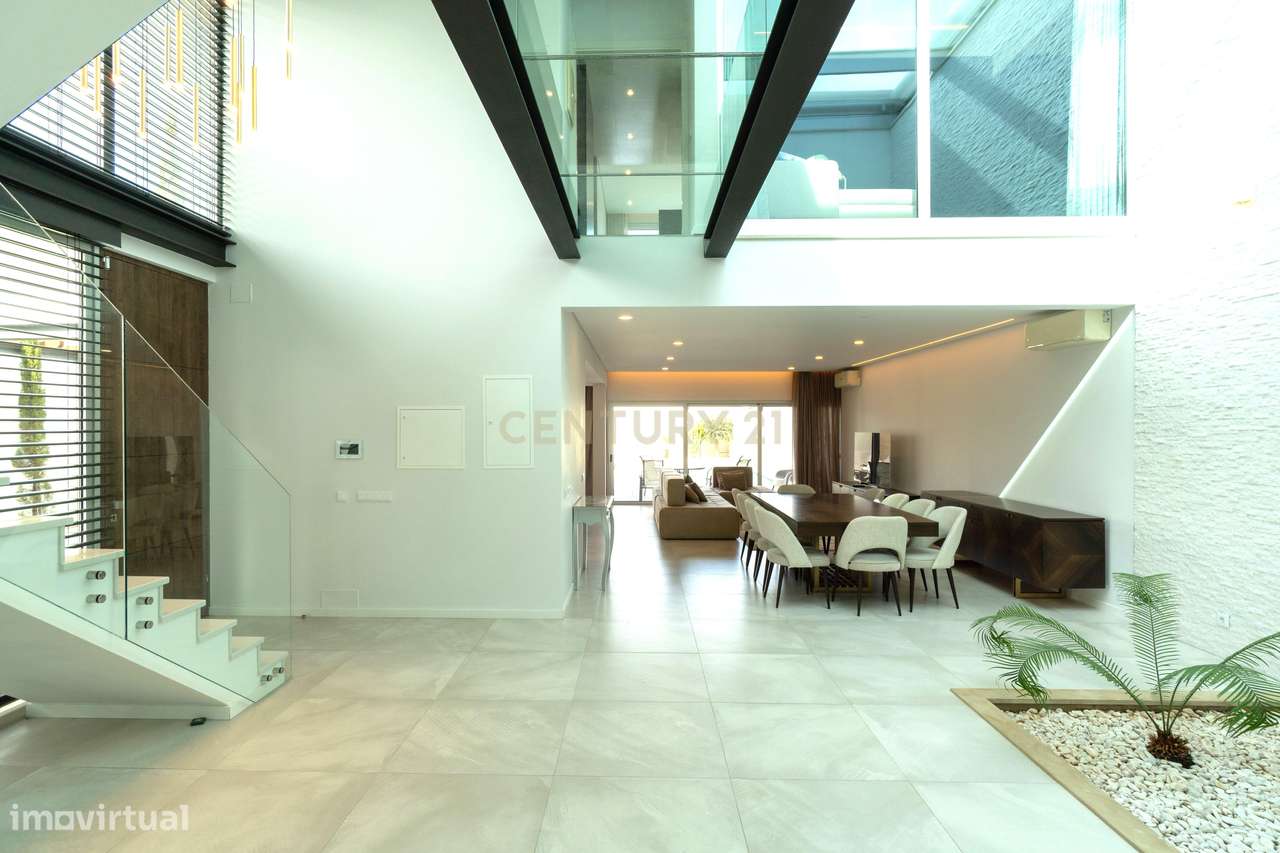 Moradia Contemporânea T3+2 | Zona Premium - Montenegro, Faro-10