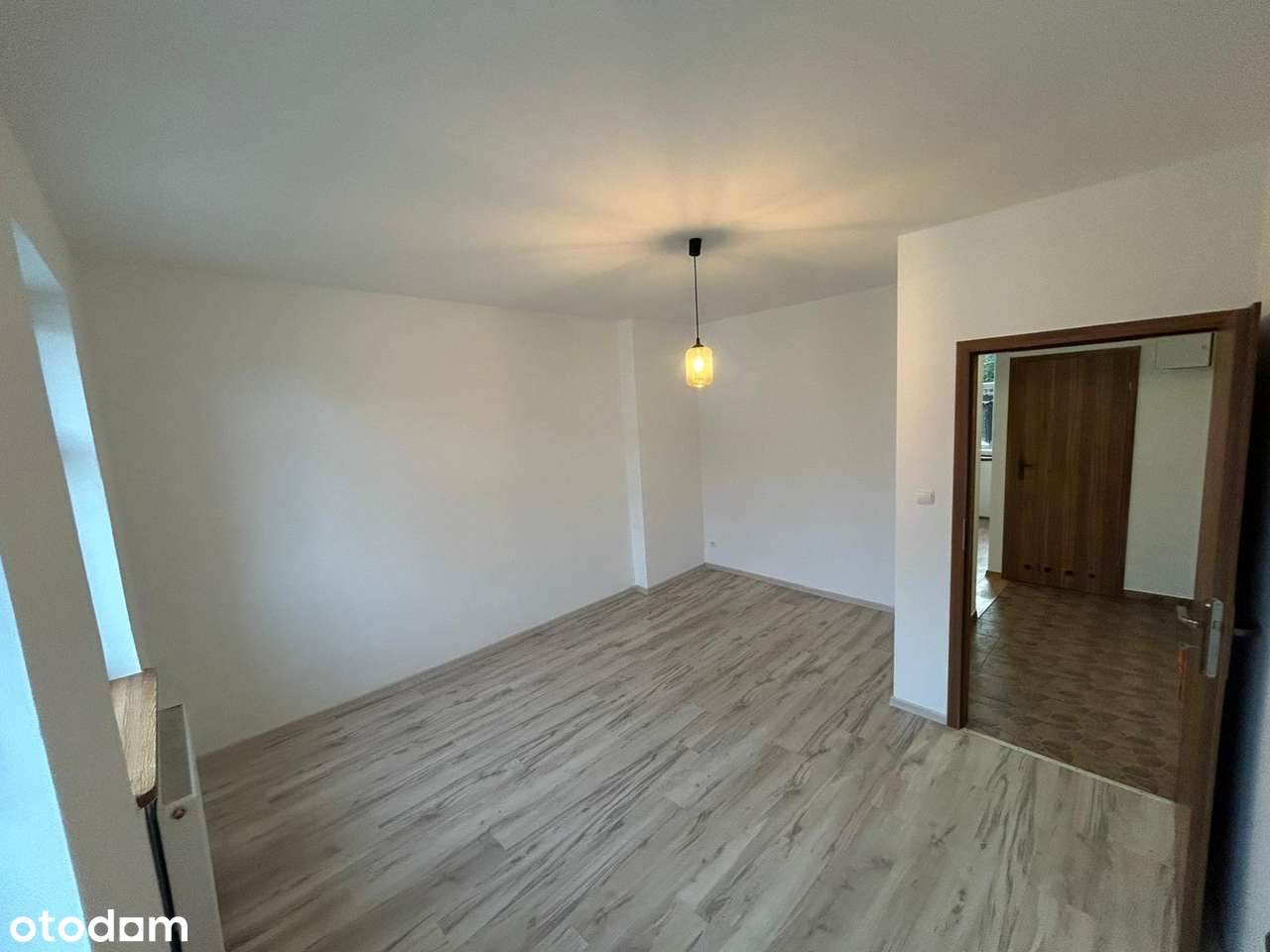 Garaż I Piwnica  I 2 pokoje - Pełny obrazek: 4/16