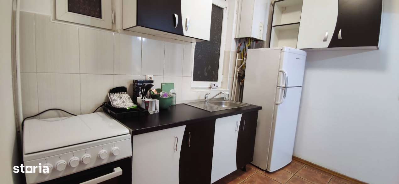 VAND APARTAMENT  DOUA CAMERE CU INTRĂRI SEPARATE-11