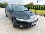 Honda Civic 1.8 Comfort - 29