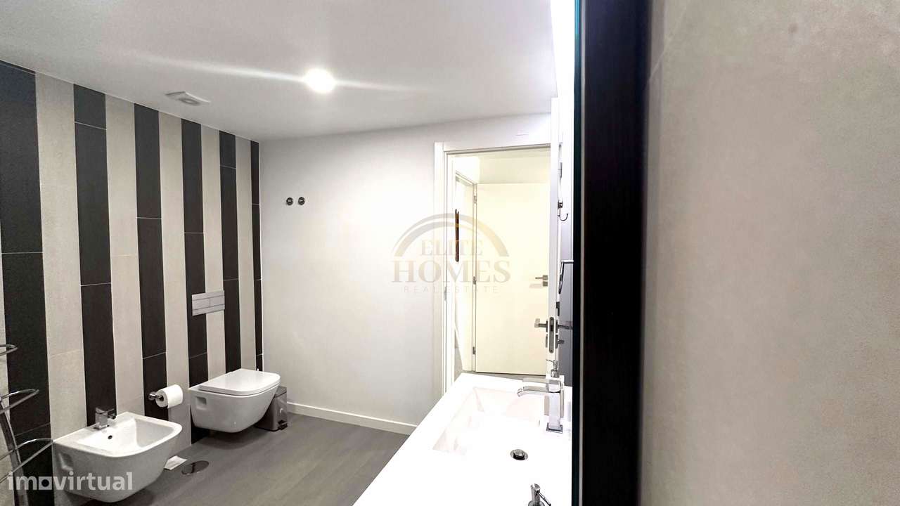 Apartamento T3 de Luxo em Paço de Arcos.-22