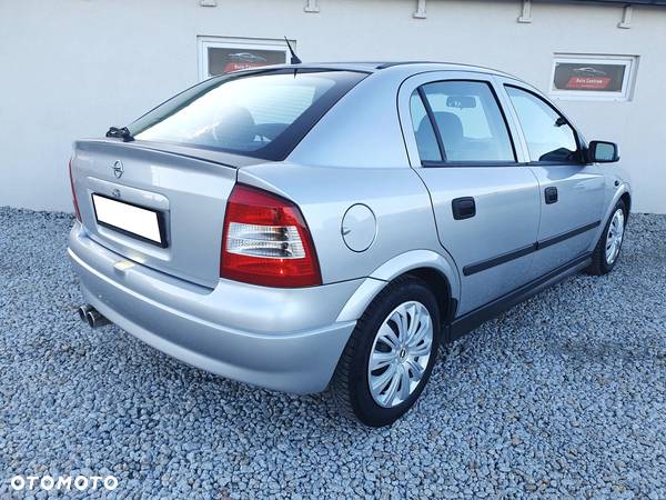 Opel Astra 1.6 Dream - 2