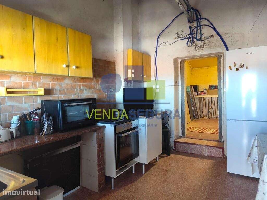 Moradia T3 R/C com Quintal | Santo Aleixo da Restauração-21