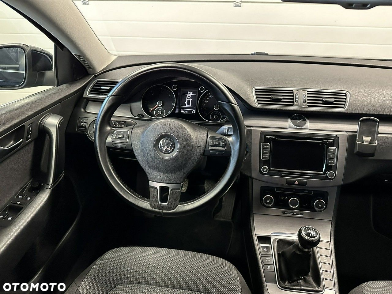 Volkswagen Passat 1.6 TDI Comfortline - 7