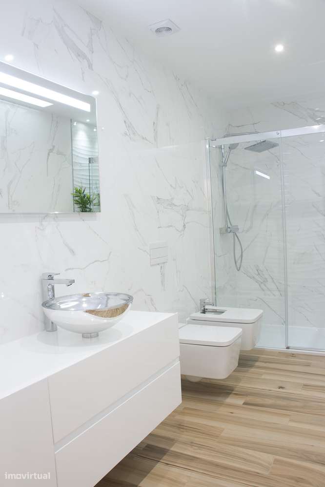 Apartamento T4 com vista rio em Alcochete, grandes áreas-11