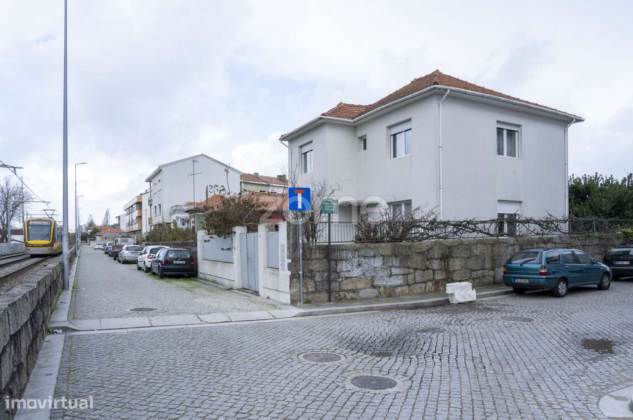 Moradia T4 c/ 278 m2 em Ramalde - Grande imagem: 4/50