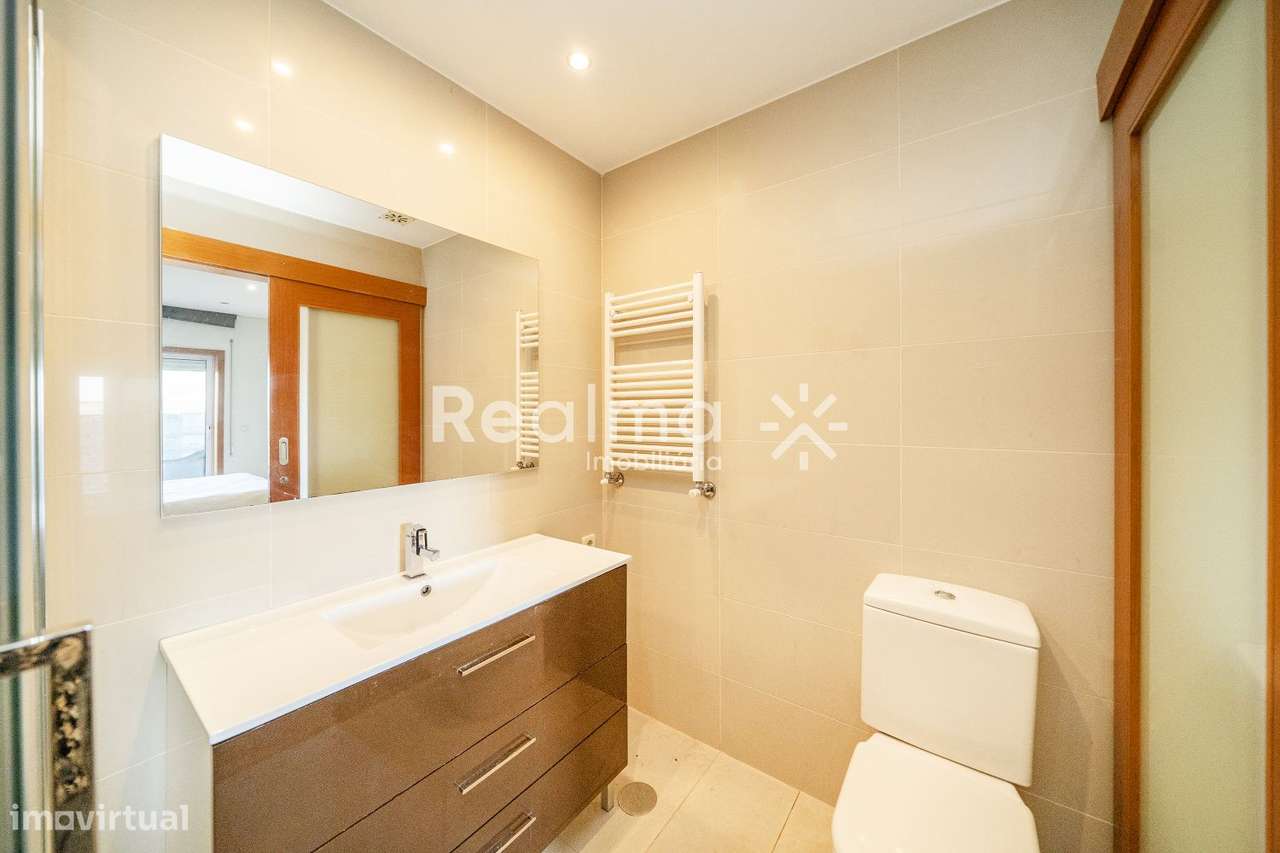 Apartamento T5 em S.Victor-35