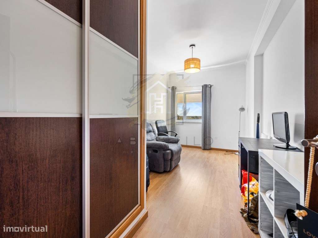 Apartamento T2 com lugar de garagem-19