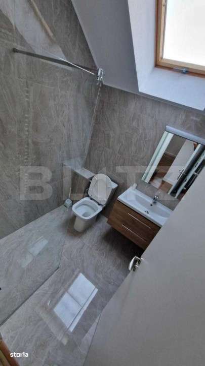 Vanzare 3 camere mansarda+terasa mare Brasov Florilor-Gemenii - Imagine principală: 5/7