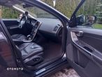 Volvo XC 60 - 29