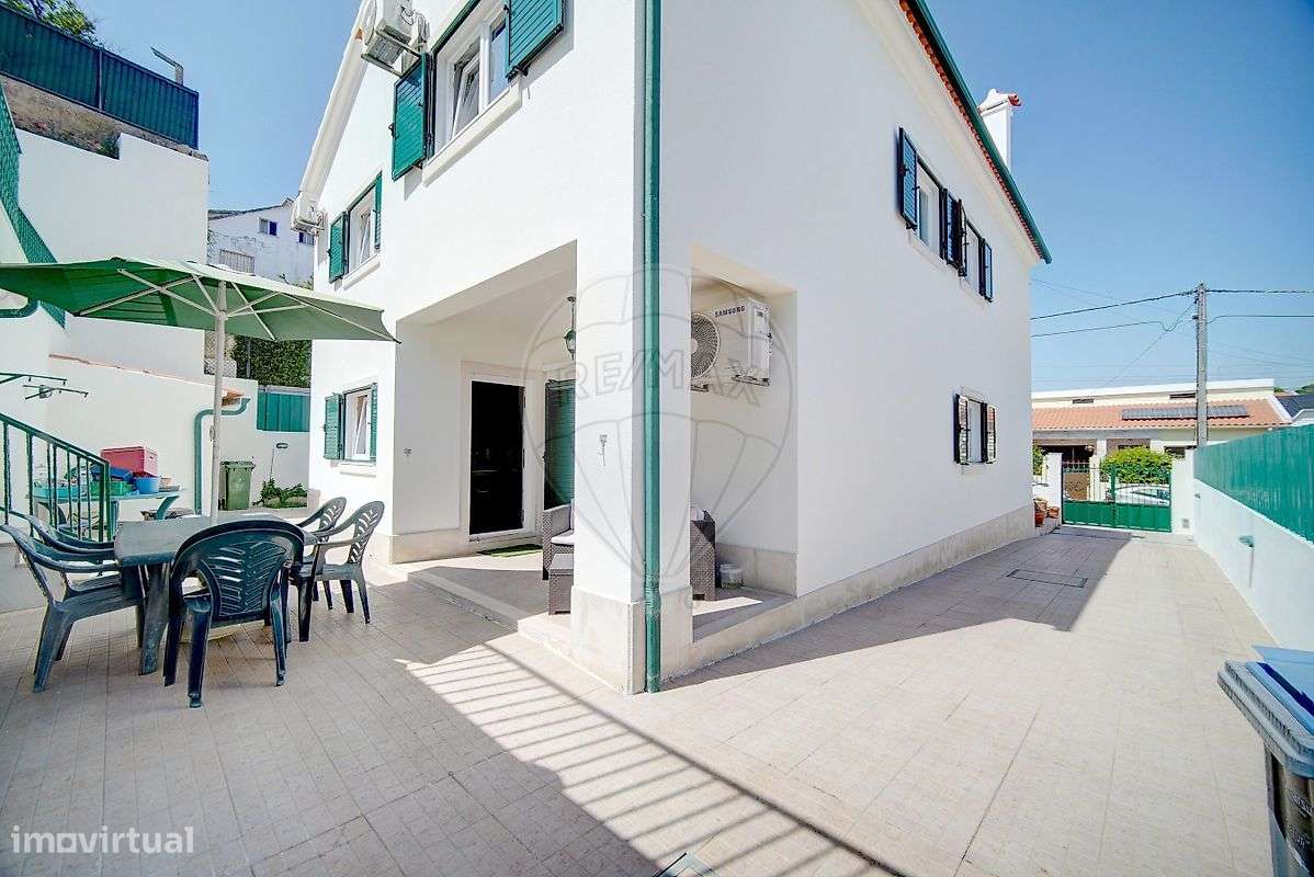 Moradia T5 para venda-6