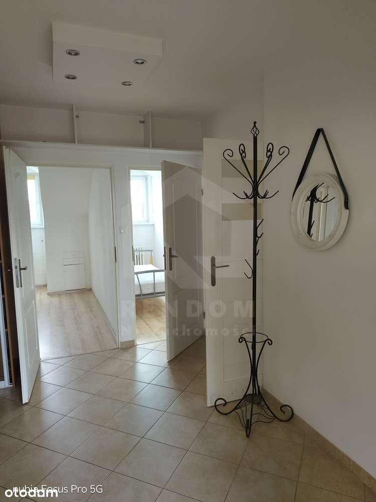 3 pokoje ul. Pużaka niski blok bdb standard-7