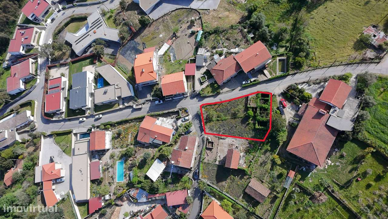 Ruína com Terreno Urbano de 600 m² em Longos – a 10 min de Braga-25
