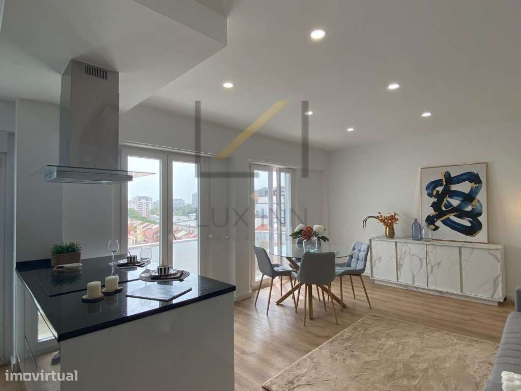 Apartamento T4 3 Remodelado Benfica