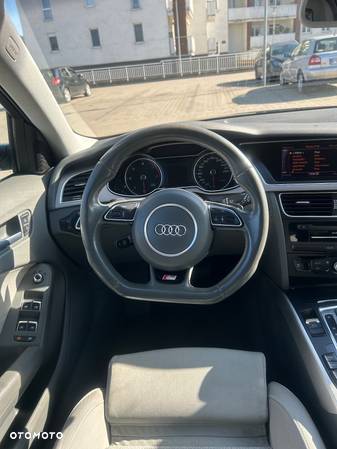 Audi A4 Avant 2.0 TDI DPF multitronic Ambition - 16