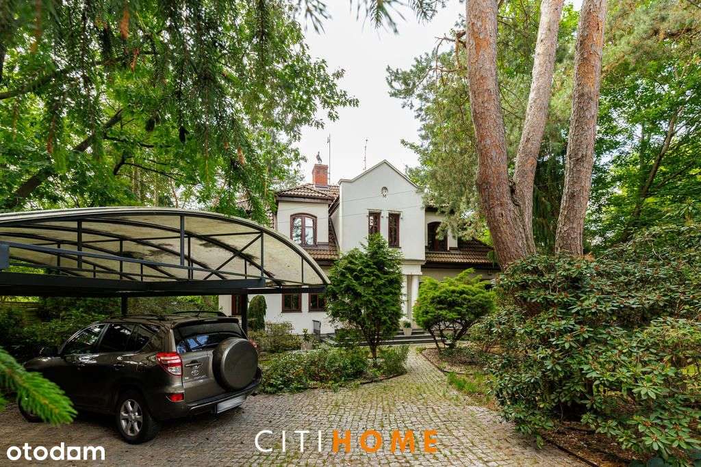 Dom typu dworek w zielonym Józefowie-19