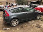 Dezmembrez Citroen C4 coupe gri 1.6 HDI - 5