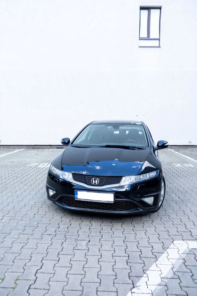 Honda Civic 1.8i-VTEC Executive 2009