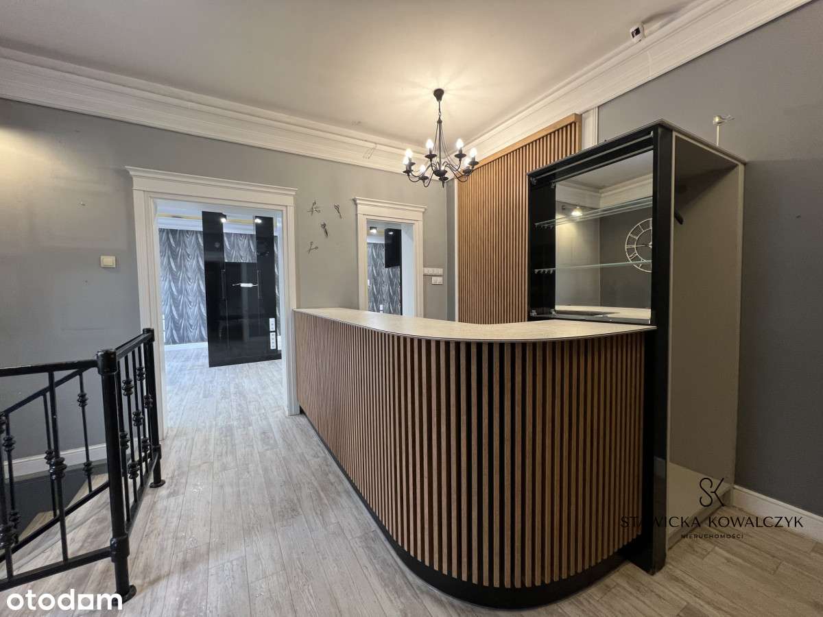 Przestronny lokal przy sądzie + garaż w cenie-9