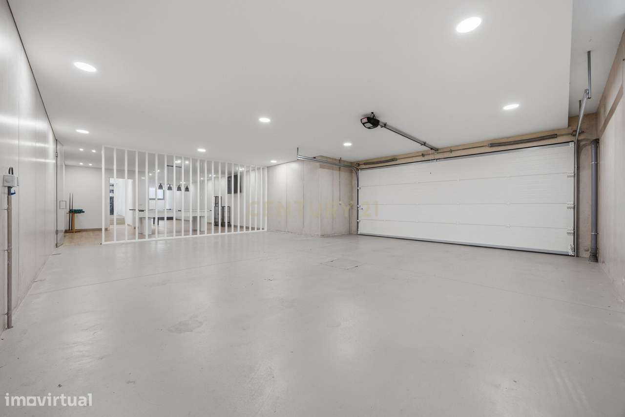 MORADIA T3  COM PISCINA E JARDIM | VALADARES | JUNTO AO MAR-34