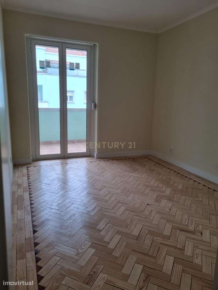 Arrendamento de apartamento T4+1 Junto à Praça de Londres/Avenida de R - Grande imagem: 5/34