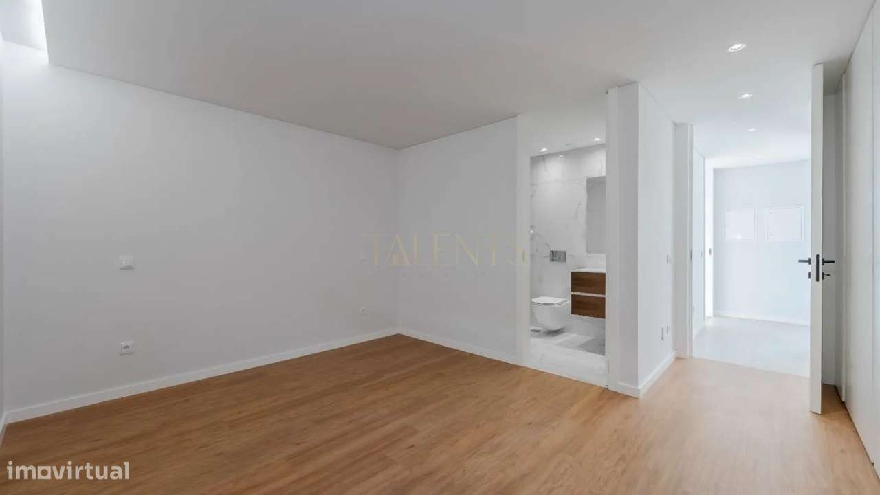 Moradia T4 de Luxo em Gonça a 10 Minutos do Centro de Guimarães-7