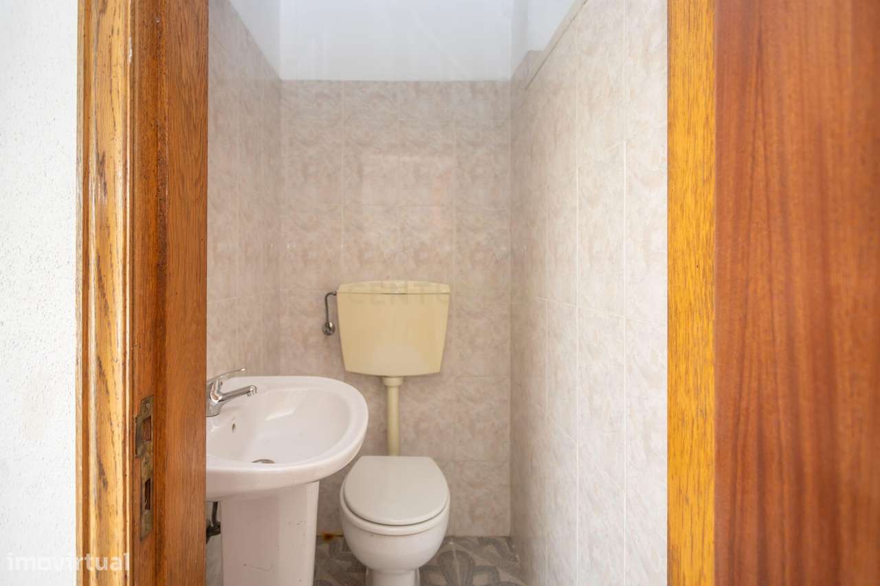 Moradia de 6 assoalhadas em lote de 500 m2-46