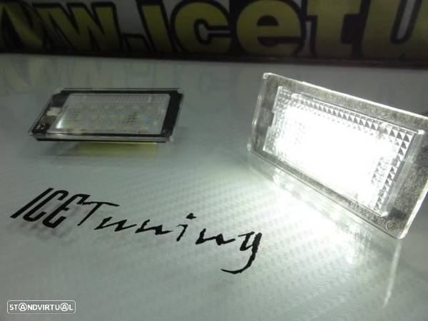 Suporte de lampada de matricula com led branco para bmw e46 coupe + cabrio 98-03 - 11
