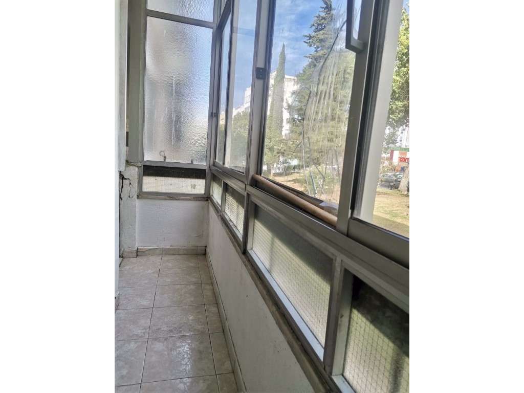 APARTAMENTO T2, OEIRAS-3