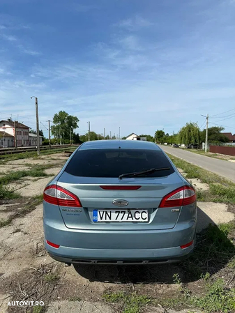 Ford Mondeo 1.8 TDCi Ambiente - 3