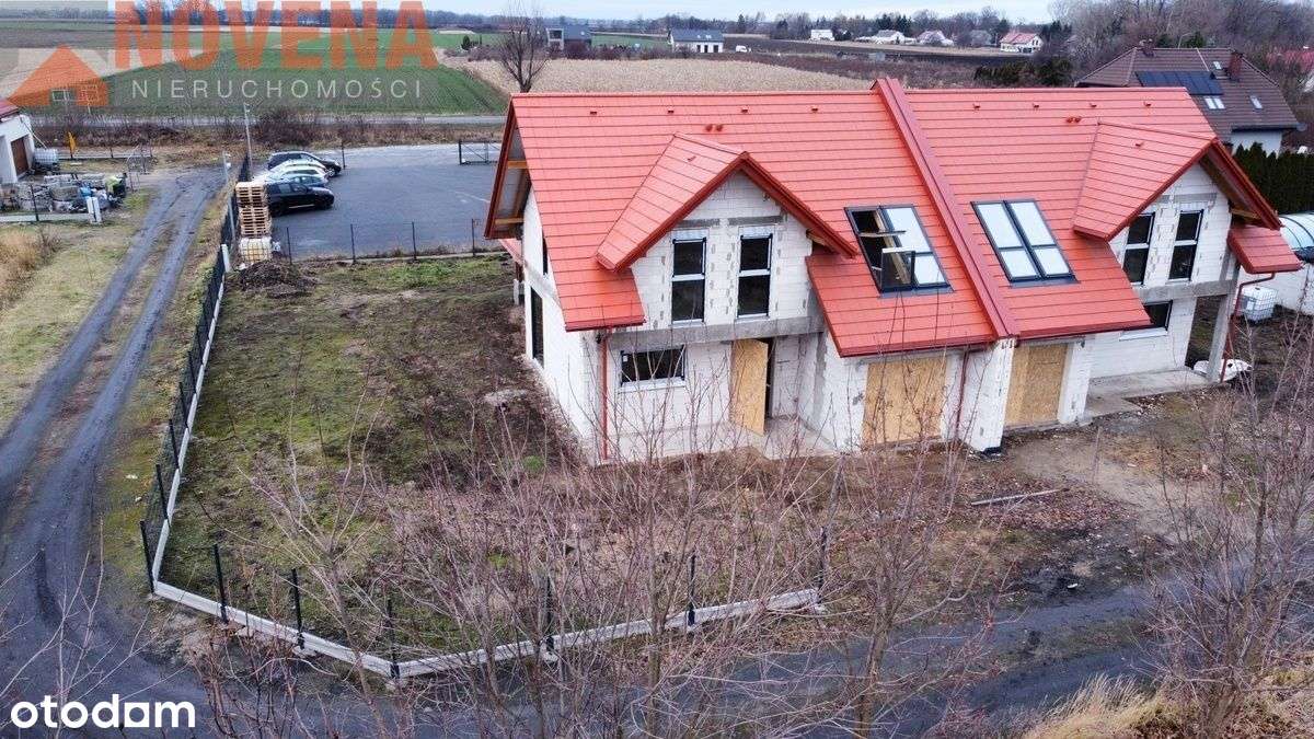 Bliźniak z garażem w stanie surowym zamkniętym-7