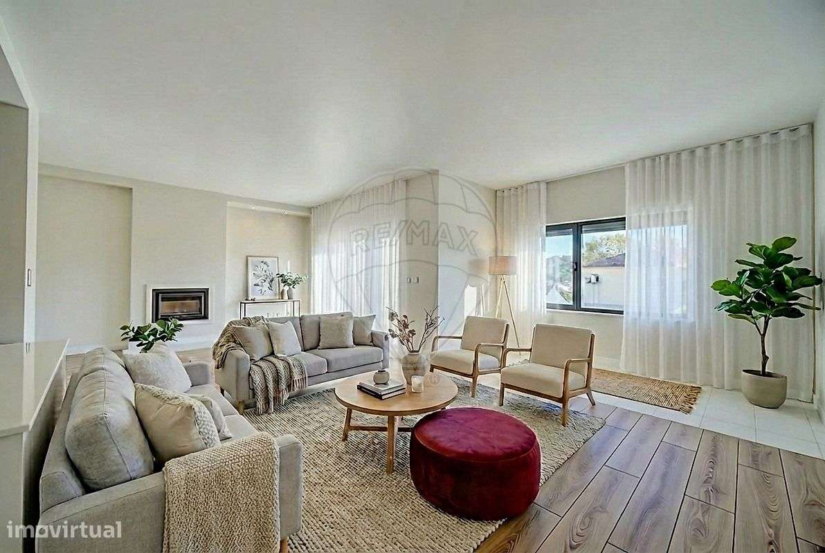 Moradia T4 para venda-26