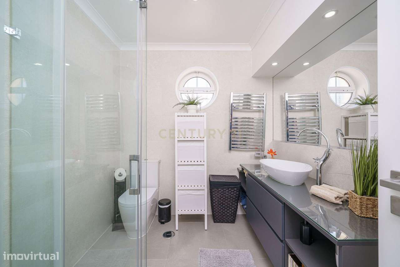 Moradia T4 de charme no Vale Ana Gomes, em Setúbal-17