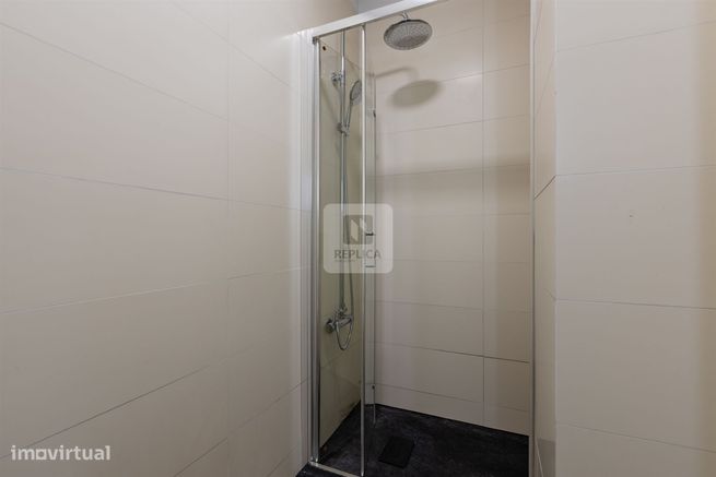 Apartamento T4 com Varanda de 31m2 e vista mar em Matosinhos-33