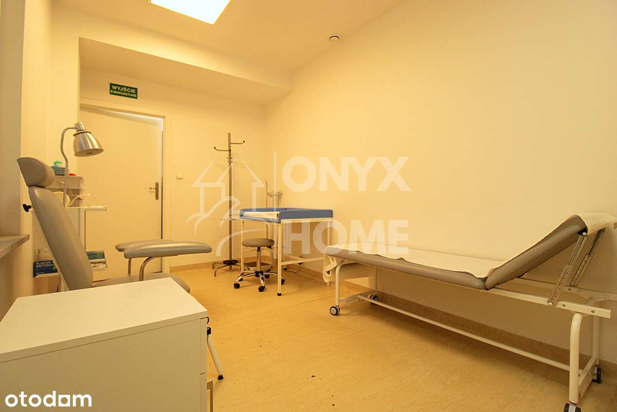 Lokal w centrum Gdyni, z dużym zapleczem 284,74 m2-8