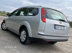 Ford Focus 1.6 16V Ghia - 4