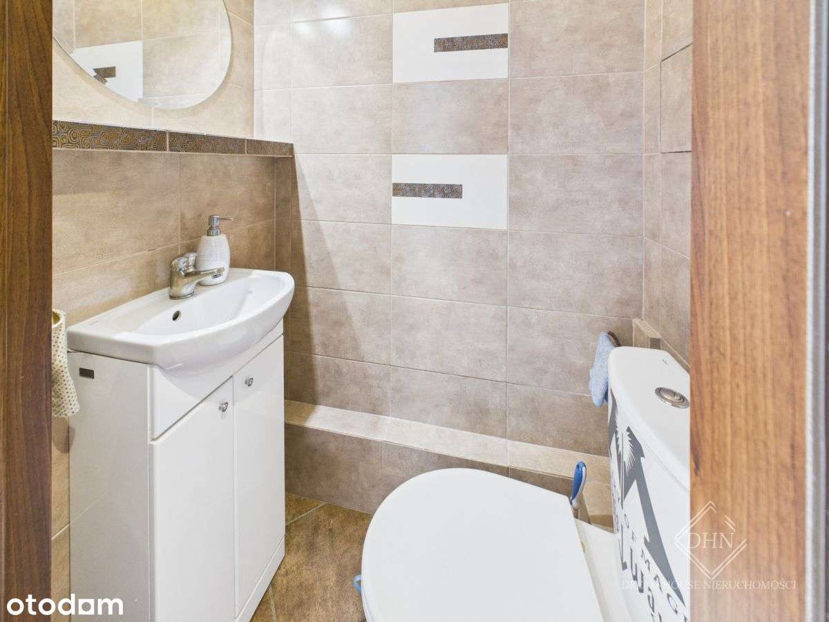 Przestronne i Ustawne Mieszkanie w Poznaniu-12