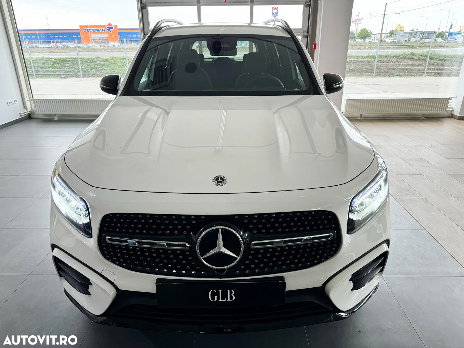 Mercedes-Benz GLB 200 d 4Matic 8G-DCT AMG Line Advanced - 3