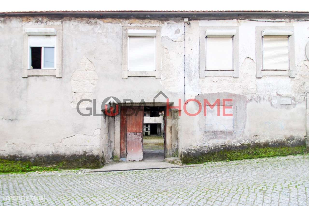 Quinta para Reabilitação com 1.251 m² em Águas Santas-1