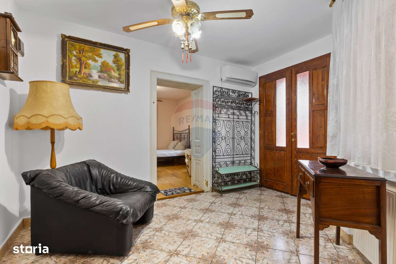 Casă de vânzare în Pecica – teren generos, utilată și mobilată complet - Imagine principală: 5/19