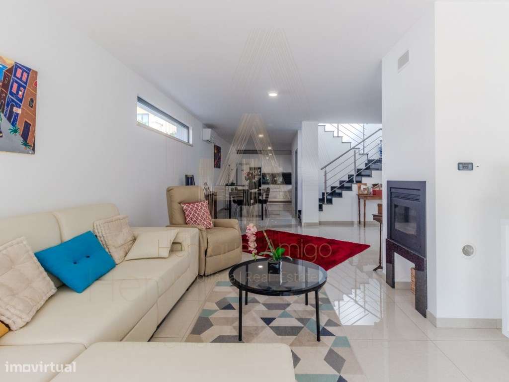 Moradia T4 com piscina em Castelo (Sesimbra)-6